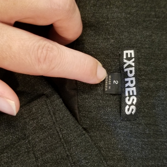 Express Sz 2 charcoal pencil skirt w/ buckle back - Picture 3 of 5